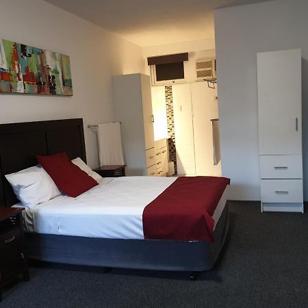 Southern Cross Motel Бризбейн Екстериор снимка